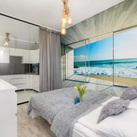 Kapitański Mostek By Renters Kołobrzeg