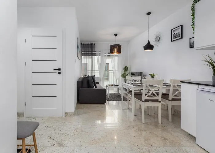 Kapitanski Mostek By Renters