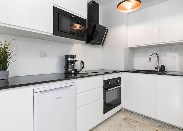 Kapitanski Mostek By Renters